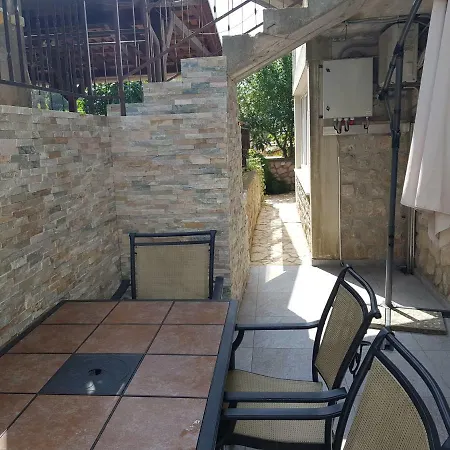 Tisa Apartment