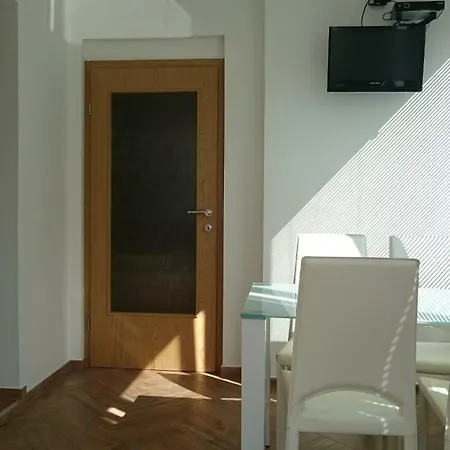 Apartament Tisa *